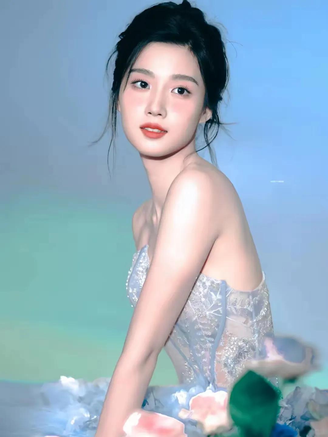 4422c156bf8b46d3a9bab3b95a261579~tplv-tt-origin-web_gif.jpg